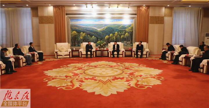 慶陽市政府與華電集團甘肅公司舉行座談