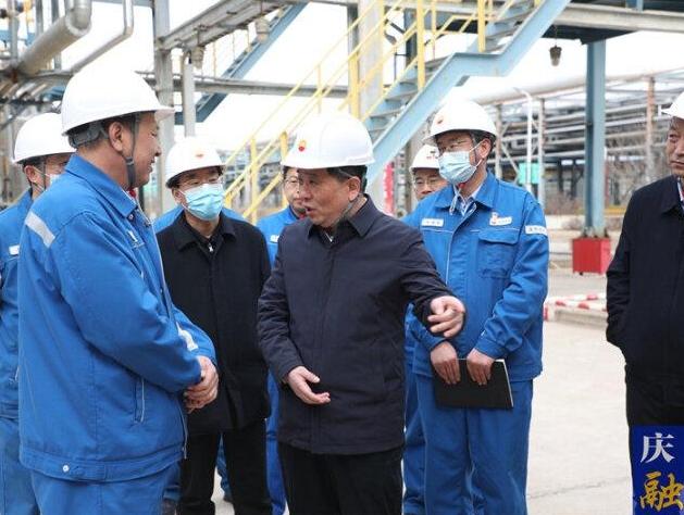 周繼軍在慶陽石化公司調研時強調強化生產運行調度統籌氫能產業布局全力推動石油產業高端化發展